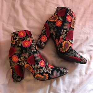 Floral embroidered heeled MIA boots